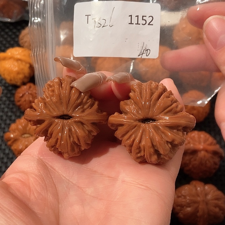 文玩核桃吊坠四座楼39.8