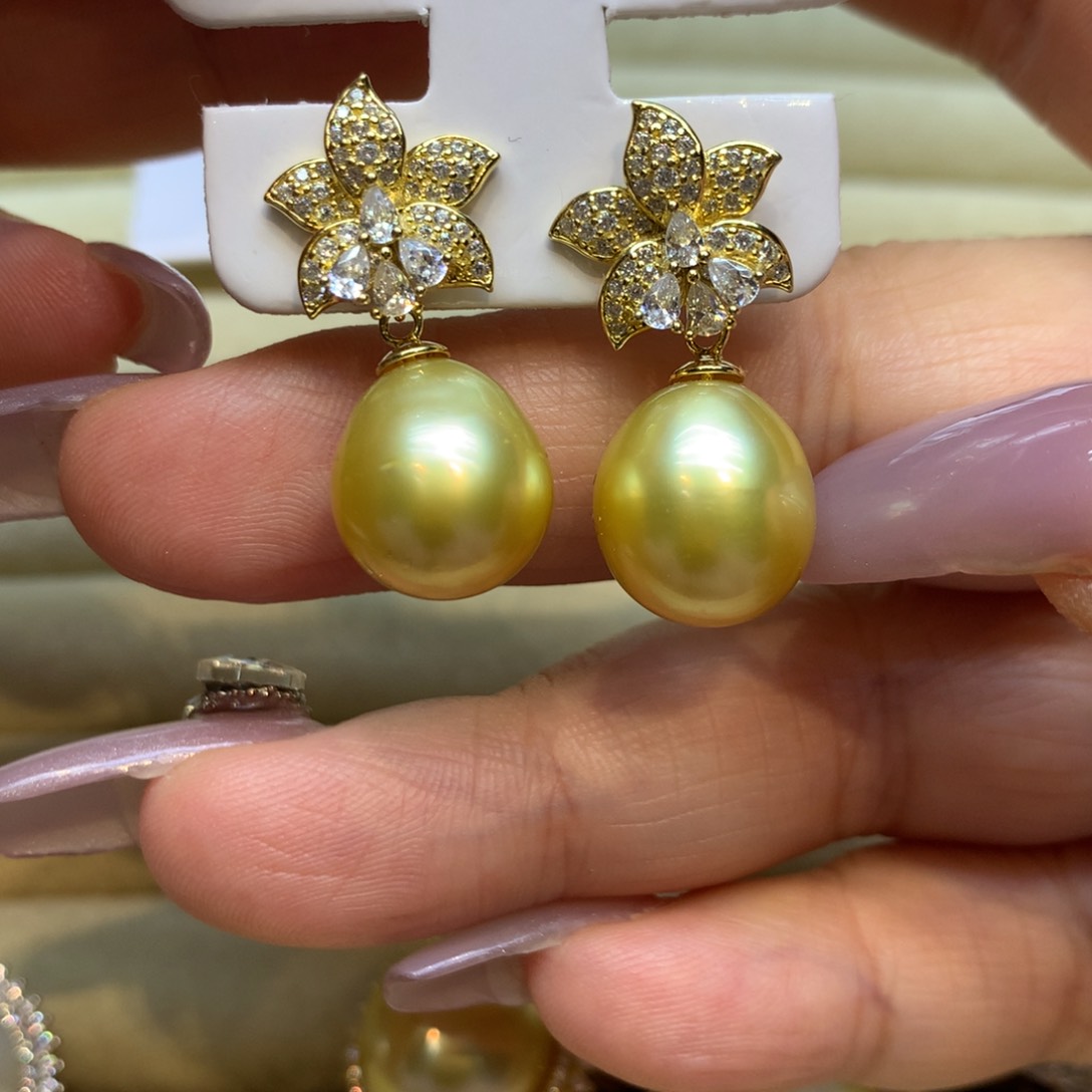 银S925镶嵌耳饰海水珍珠