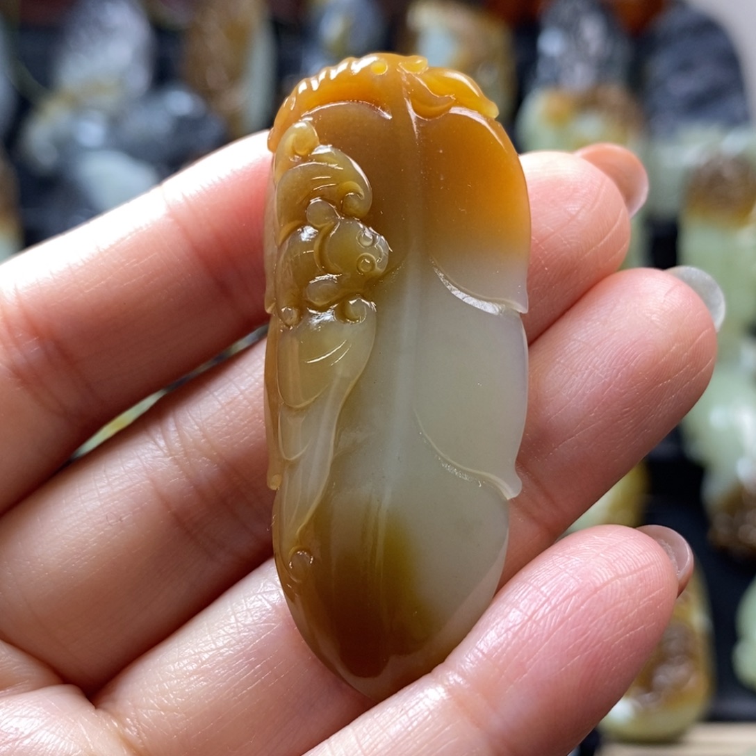 和田玉未镶嵌挂件