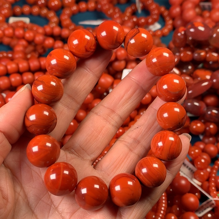 南红玛瑙手链未镶嵌
