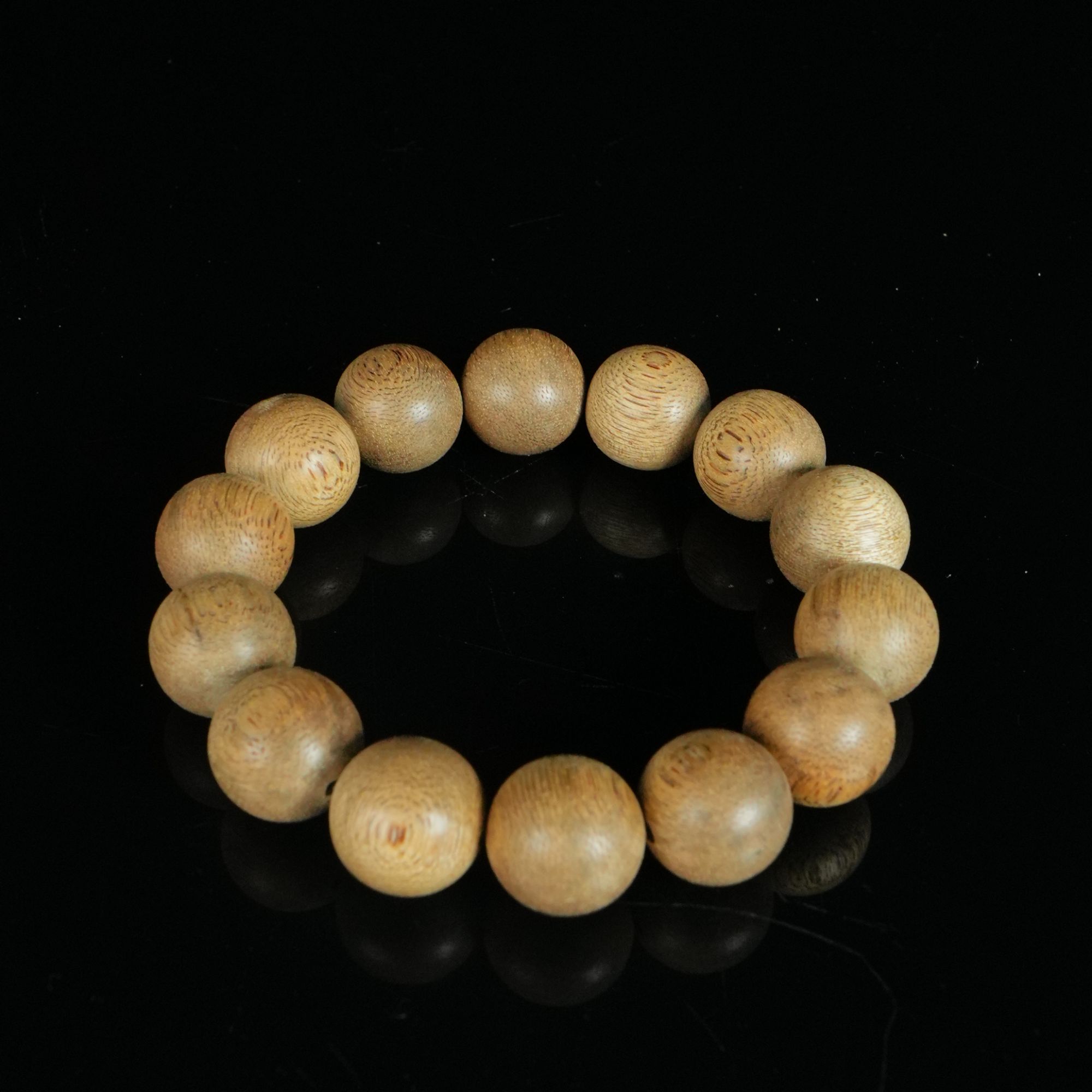 B651 巴布亚顺纹软丝老料沉香手串 1.61cm  16g