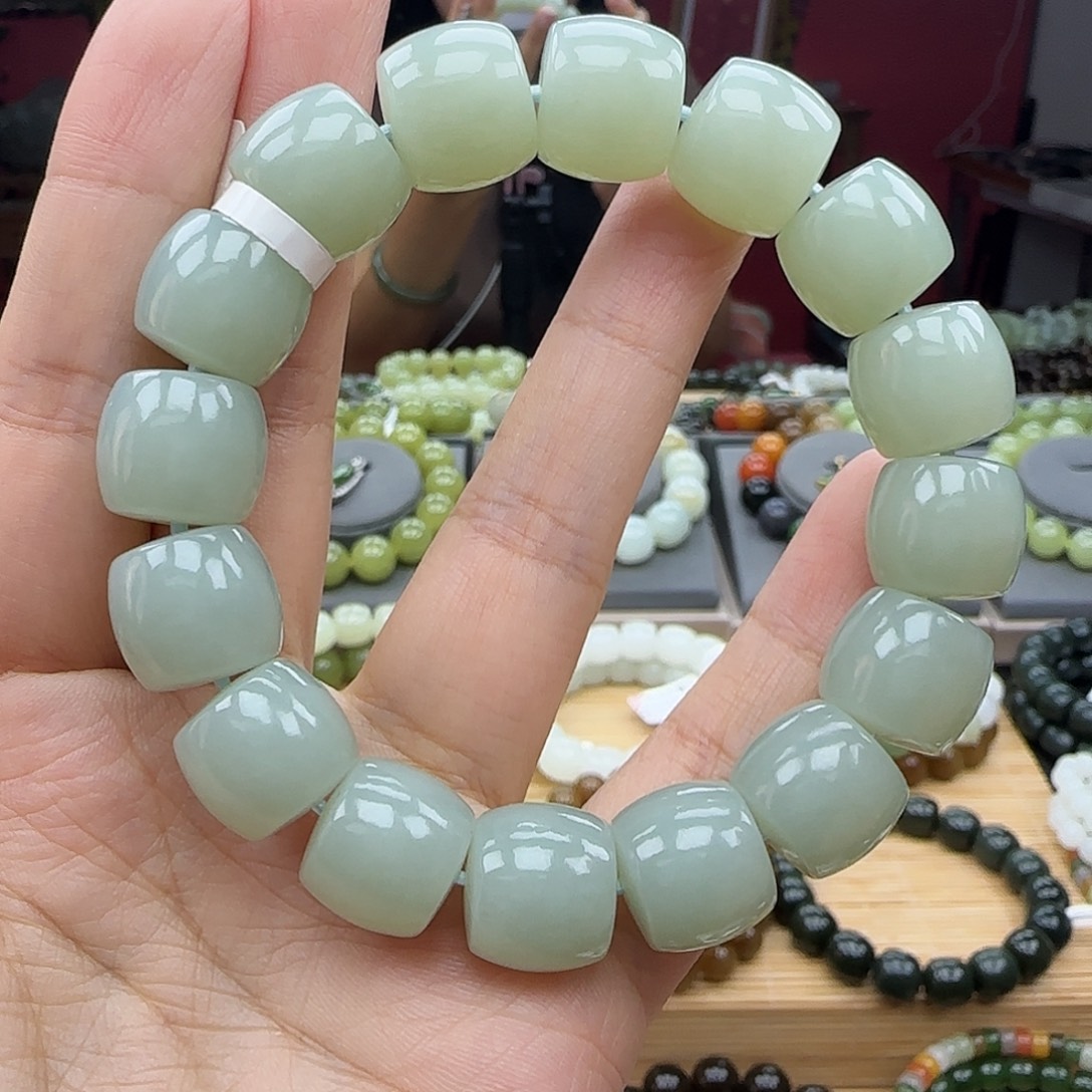 和田玉未镶嵌手链