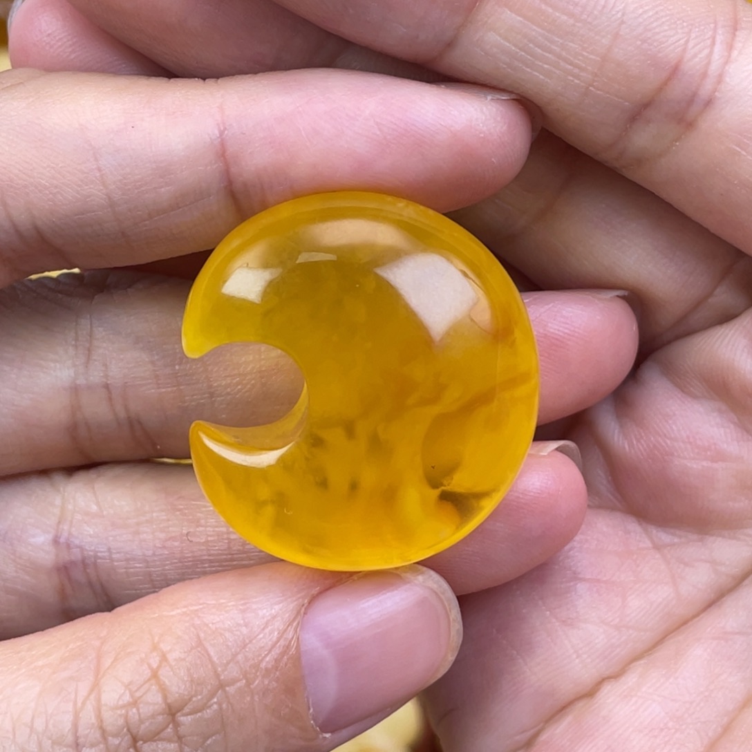 未镶嵌琥珀裸石蜜蜡