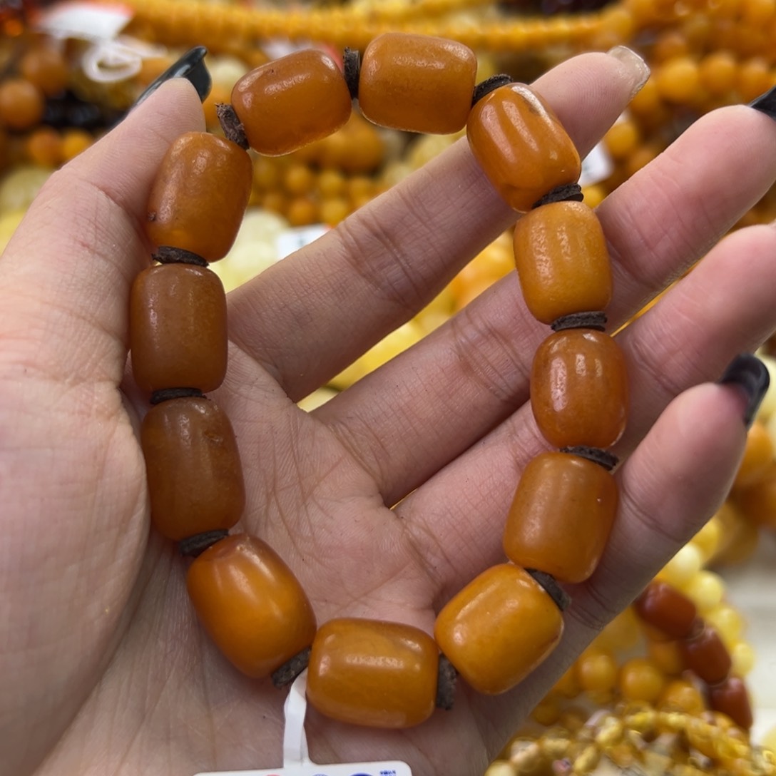 琥珀珠宝奇石未镶嵌