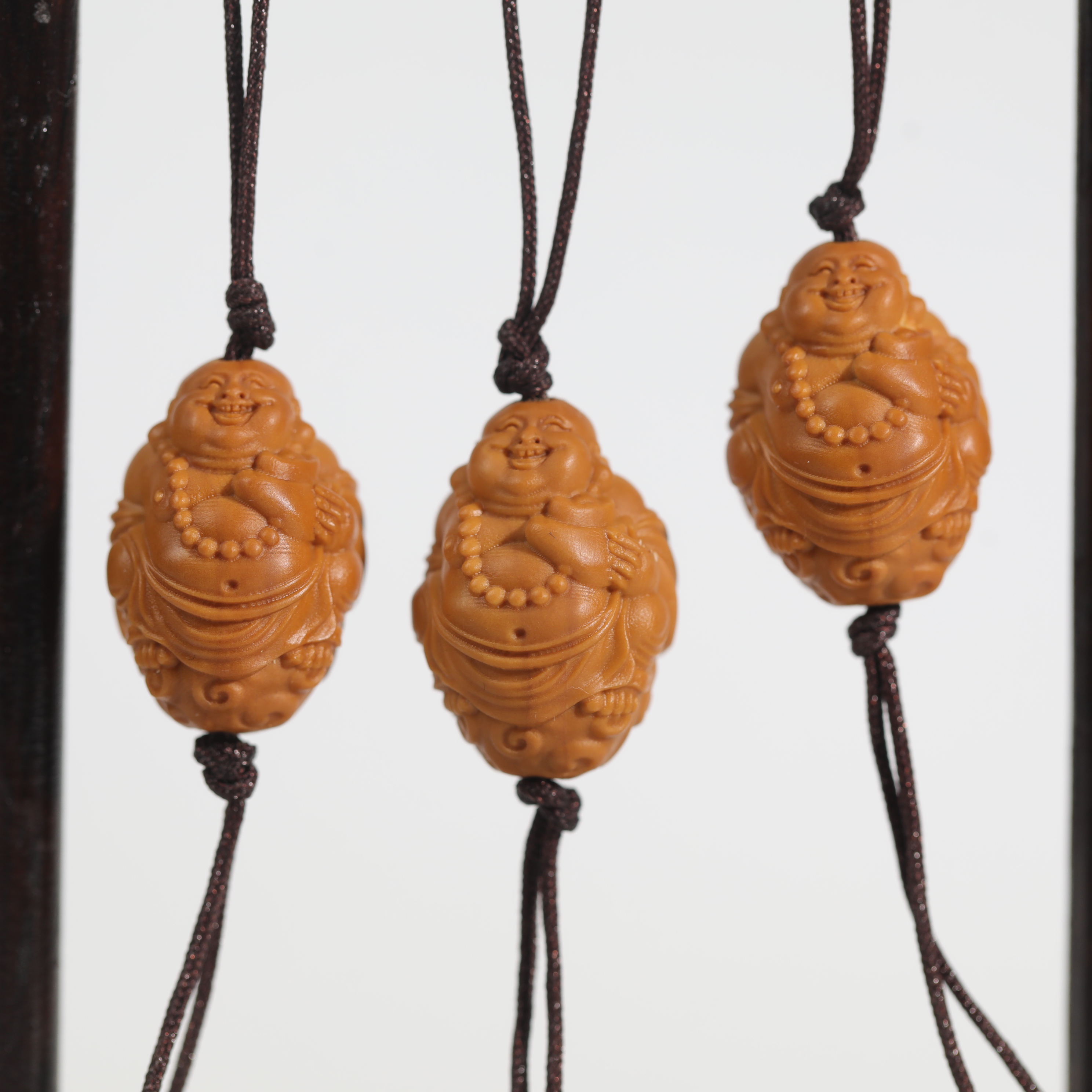 橄榄核元宝弥勒挂件约24x16.5mm左右（多样性发货发其一）S0314-02