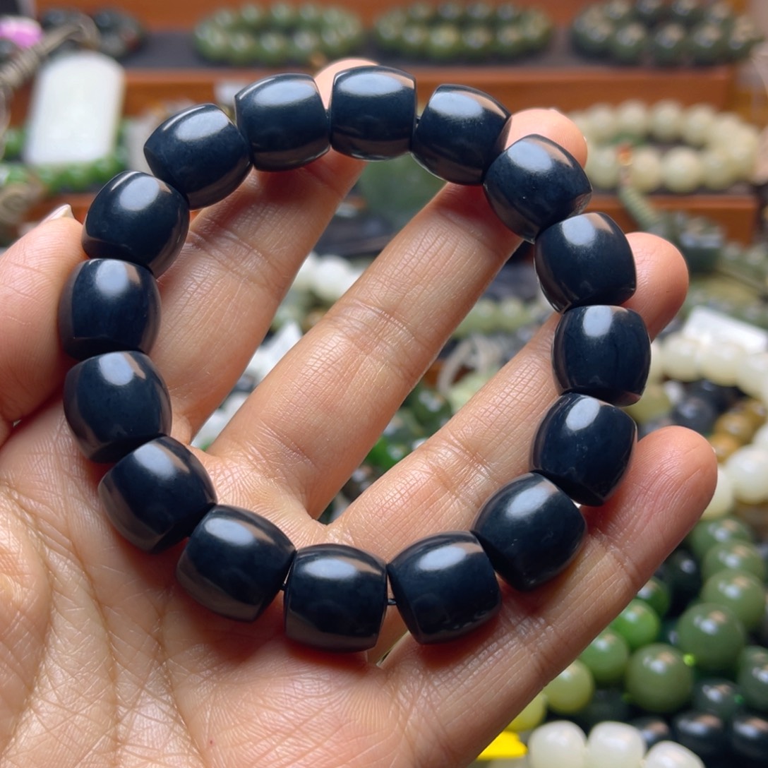 和田玉未镶嵌手链