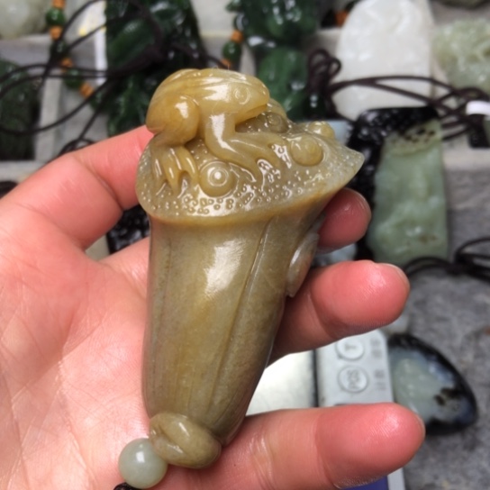 和田玉把件未镶嵌