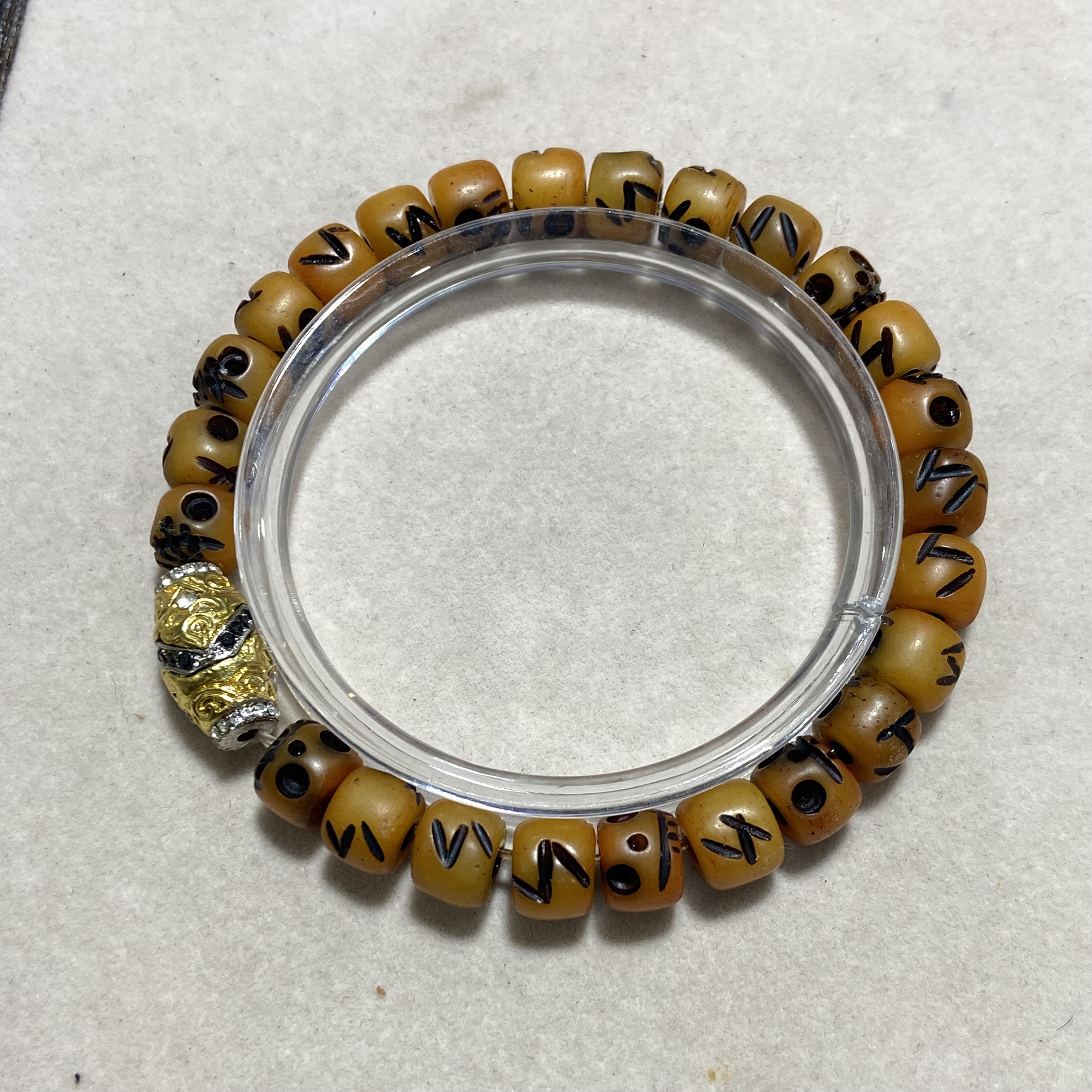 B344老驼骨阿呆带配饰款单圈手串