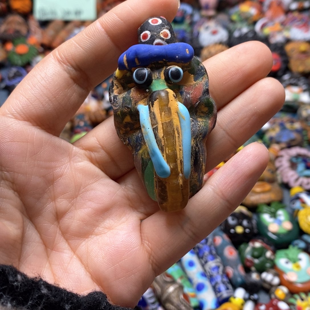 琉璃颈饰印度尼西亚象