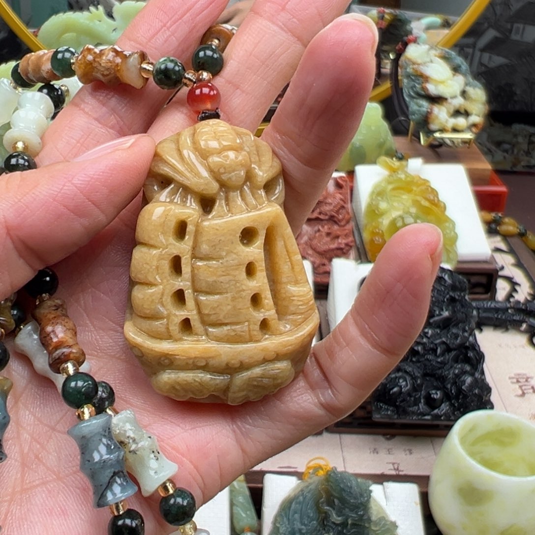 岫玉未镶嵌挂件挂件