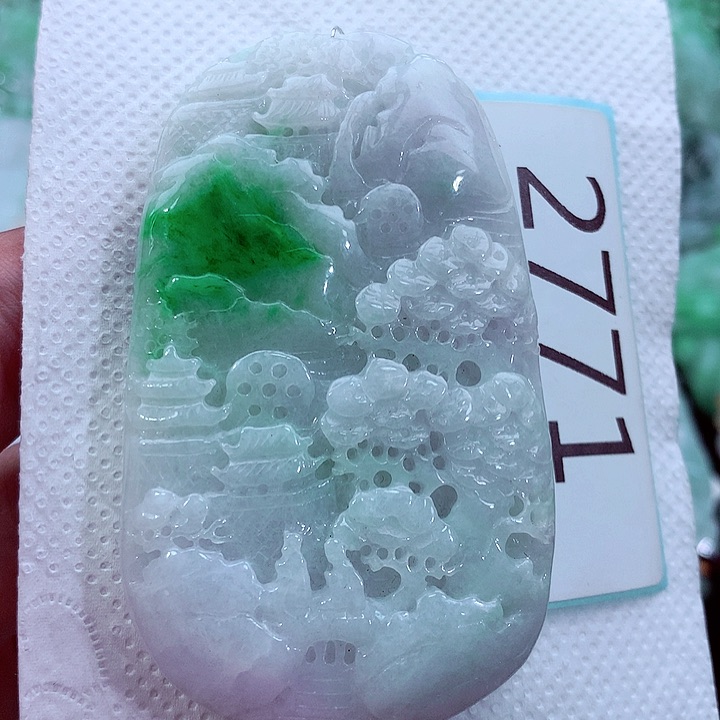 吊坠(不含链)未镶嵌翡翠