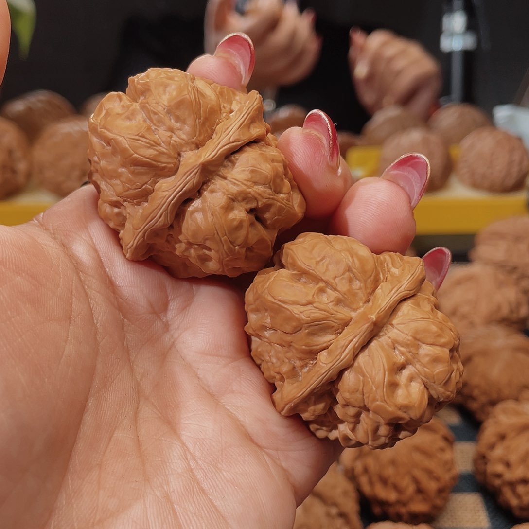 吊坠文玩核桃40三角蛤蟆