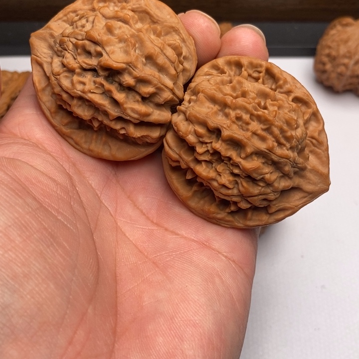 核桃手串/手链麒麟纹狮子头48尺有点磕碰