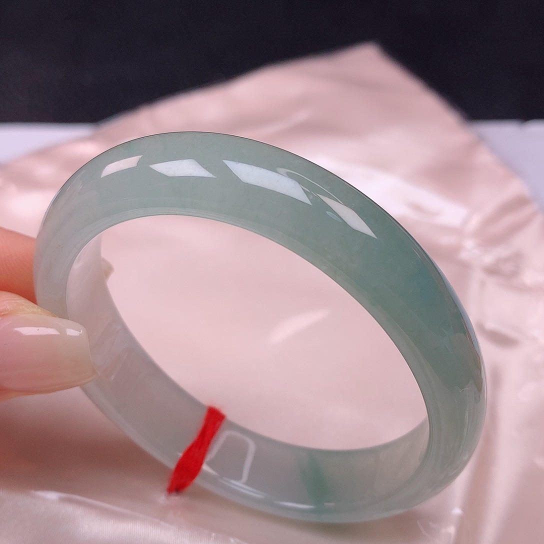 【闪购商品】翡翠手镯未镶嵌02 53+贵妃手镯