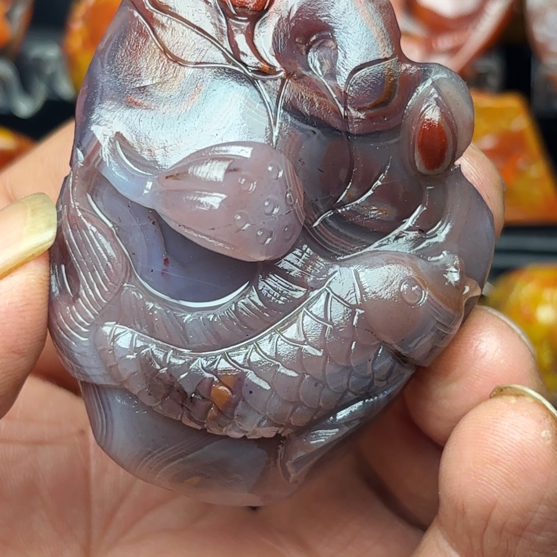 草***办玛瑙/玉髓未镶嵌玛瑙