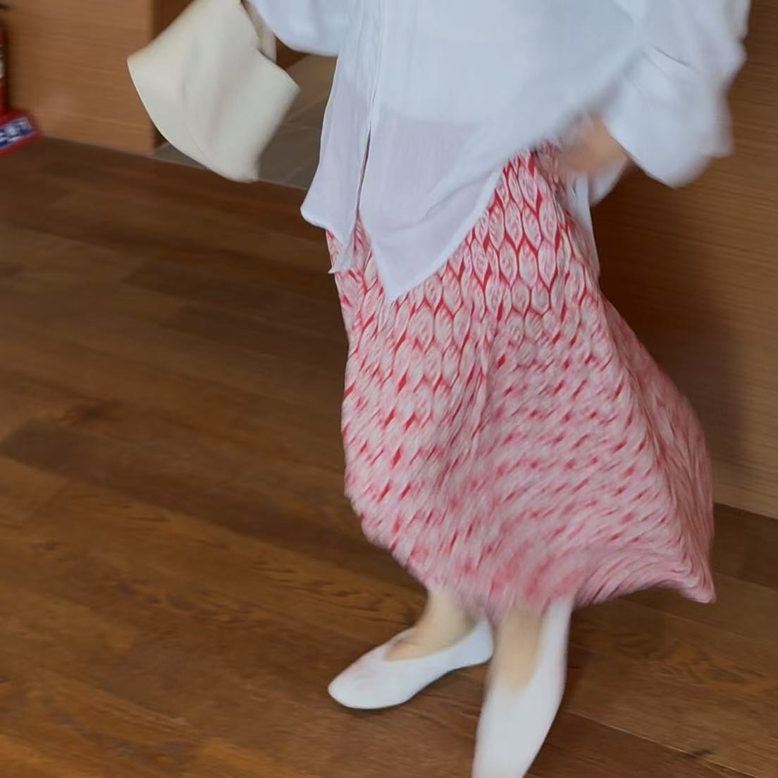 ｛귤 언니｝ba自留红花半身裙超薄透气