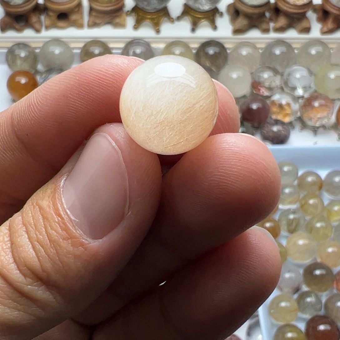 水晶未镶嵌珠宝半成品兔毛球