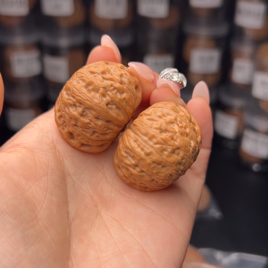 文玩核桃吊坠?铁锤