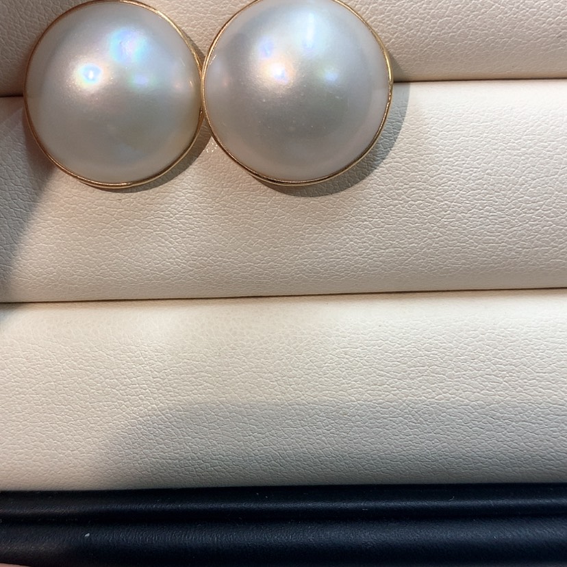【闪购商品】耳饰拼合珍珠（马贝珠）18K金镶嵌