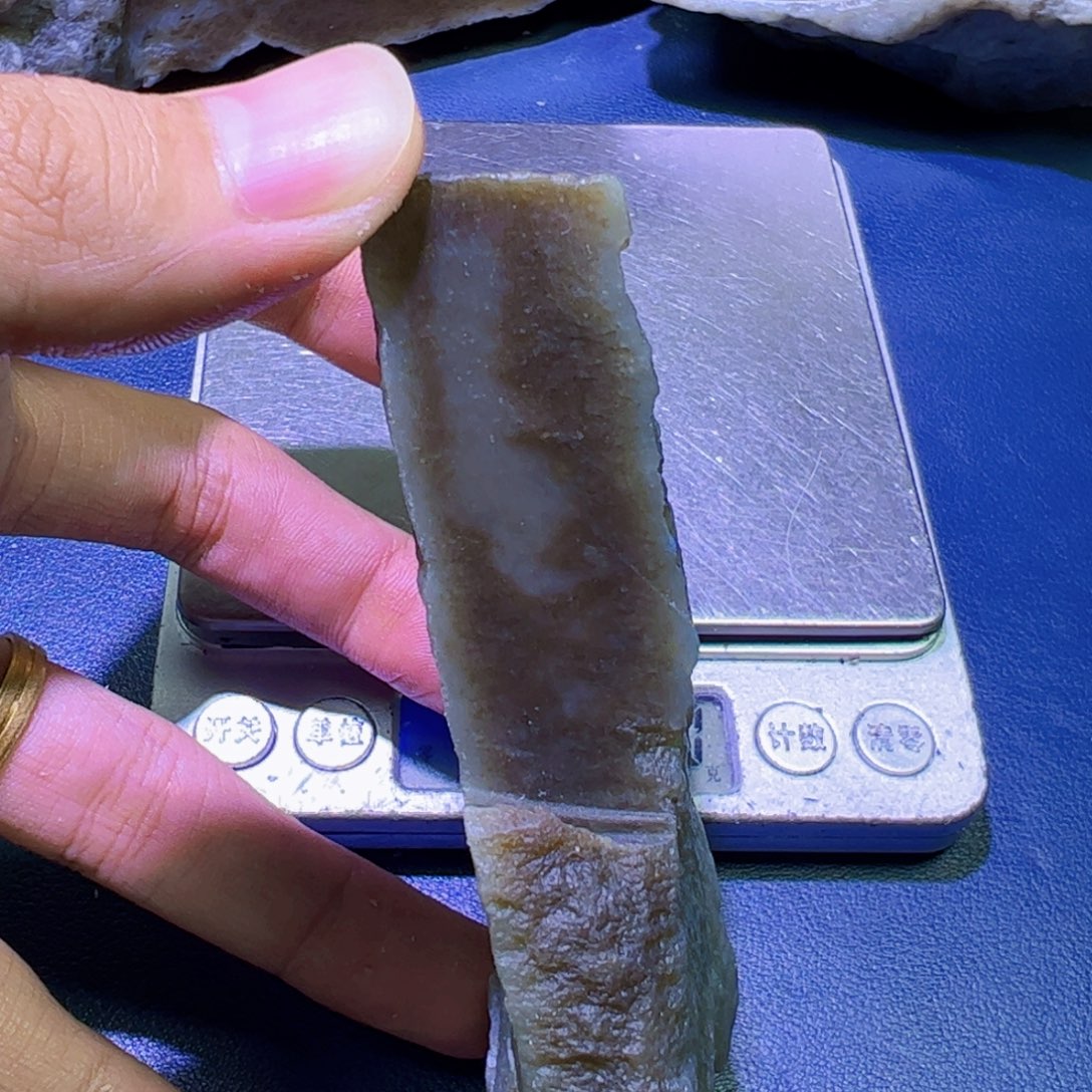 未镶嵌和田玉（糖玉）珠宝半成品