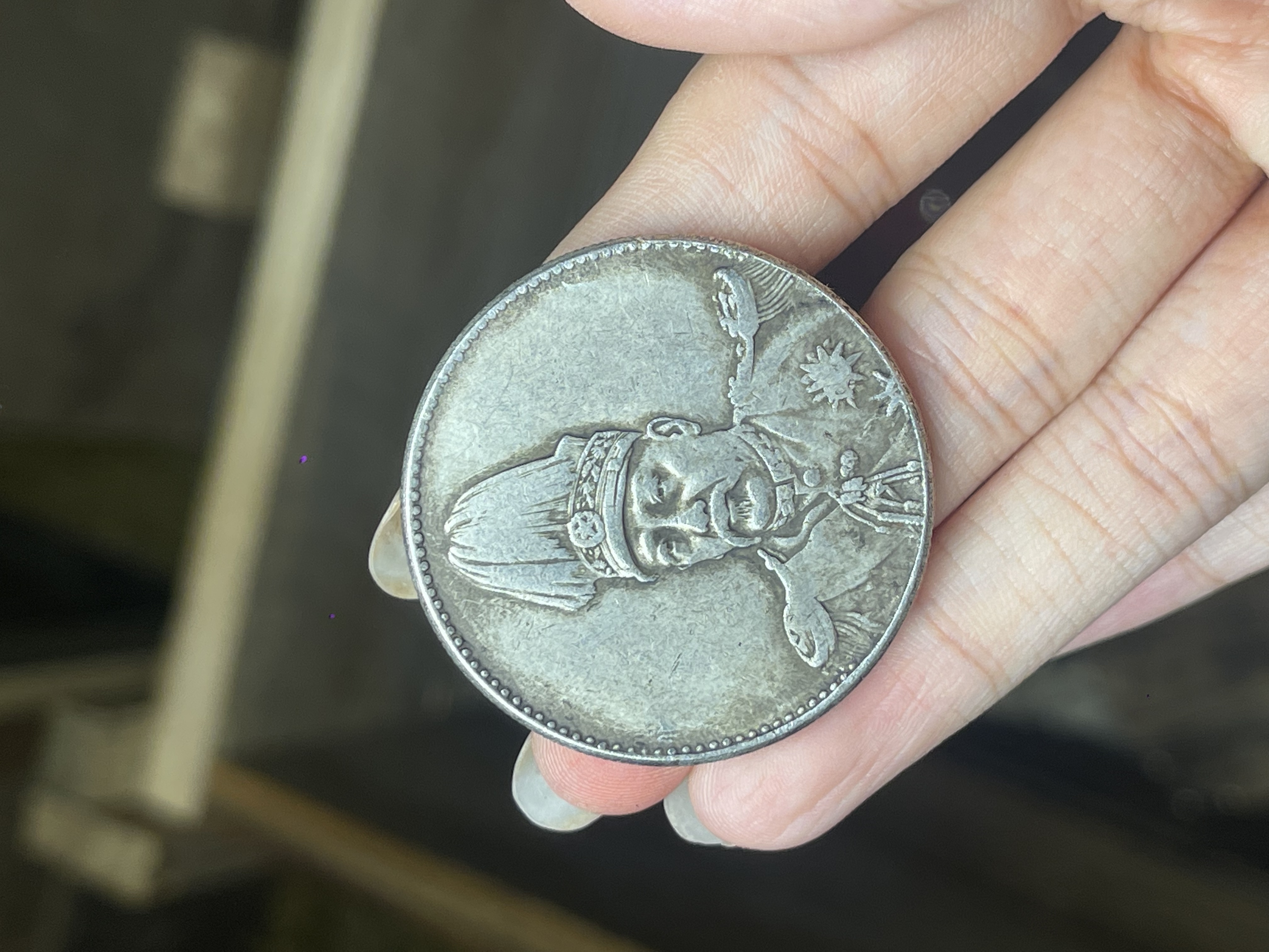 精美手工艺术摆件 复古摆件银飞龙