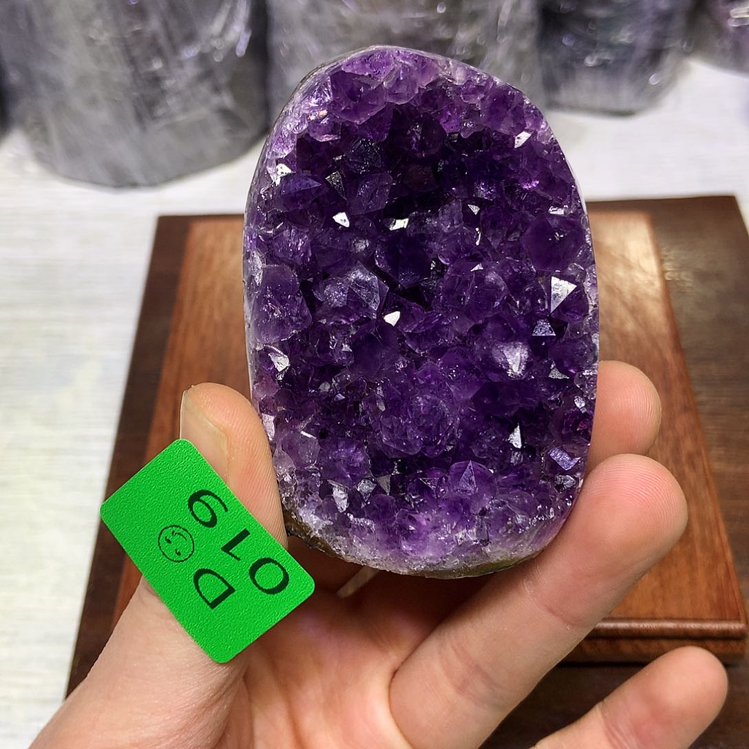 紫晶大型摆件（非配饰）未镶嵌