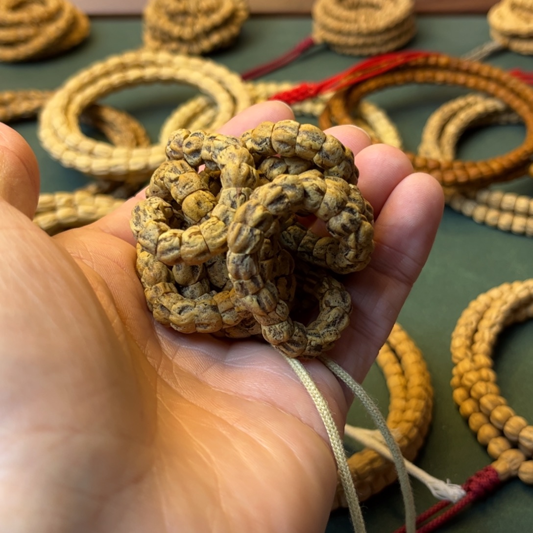 柏香籽/百香籽吊坠大肠鬼脸