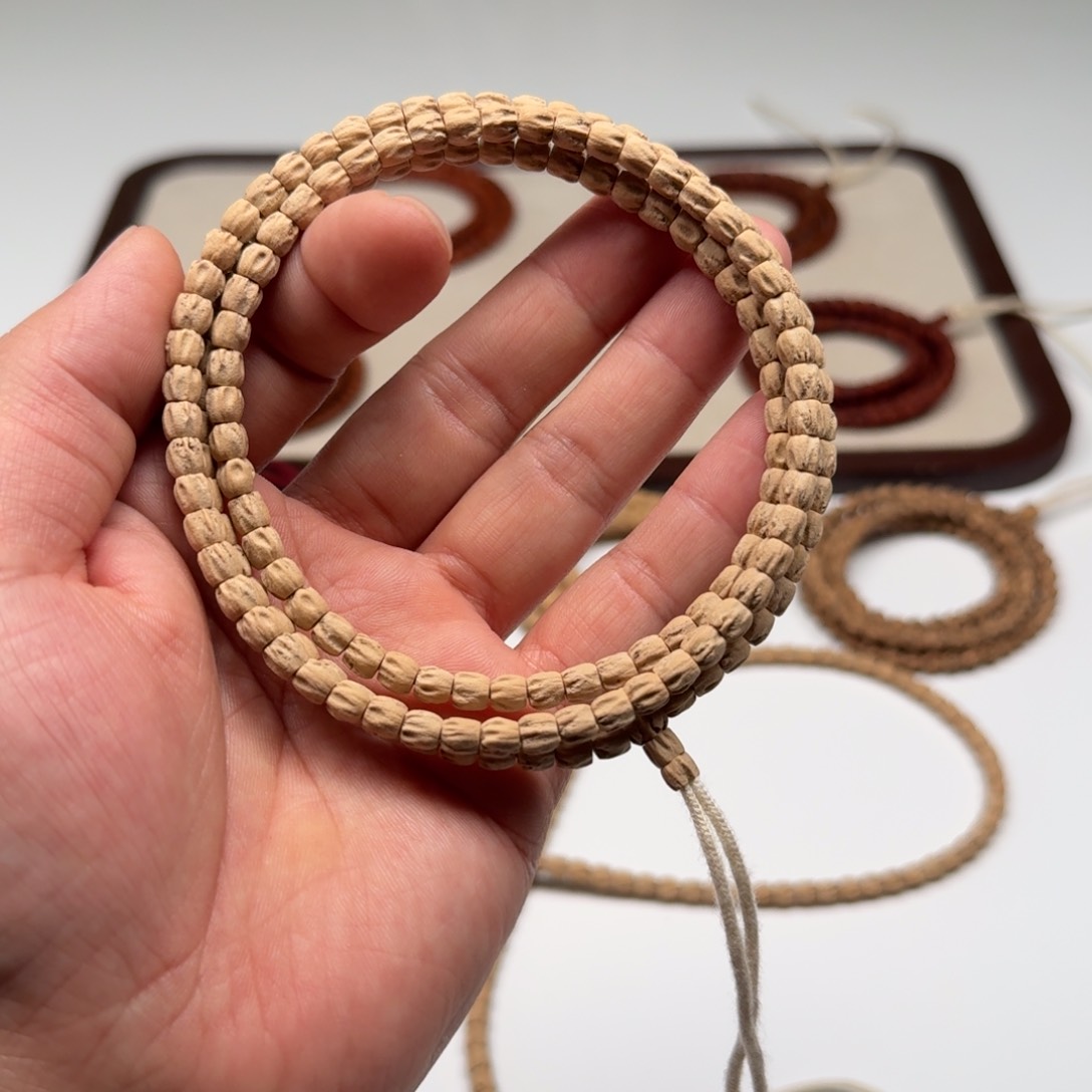 柏香籽/百香籽手串警****5mm