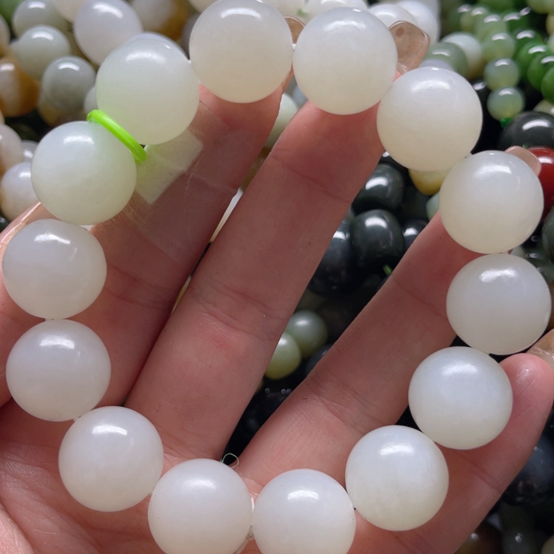 和田玉手链未镶嵌