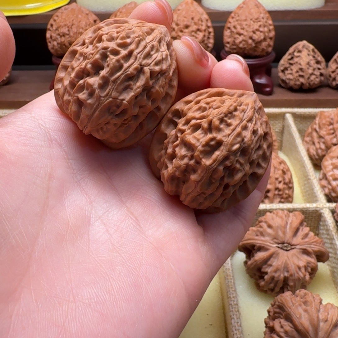 吊坠文玩核桃34全品金牛