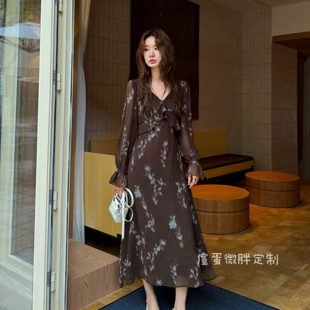 微胖大码mm出游约会必备仙系浪漫度假荷叶边V领连衣裙