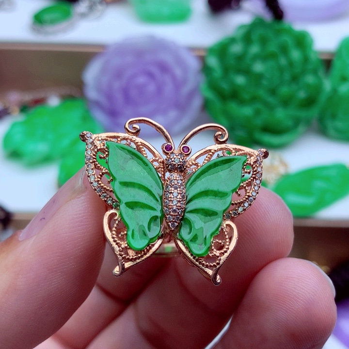 翡翠未镶嵌戒指戒指