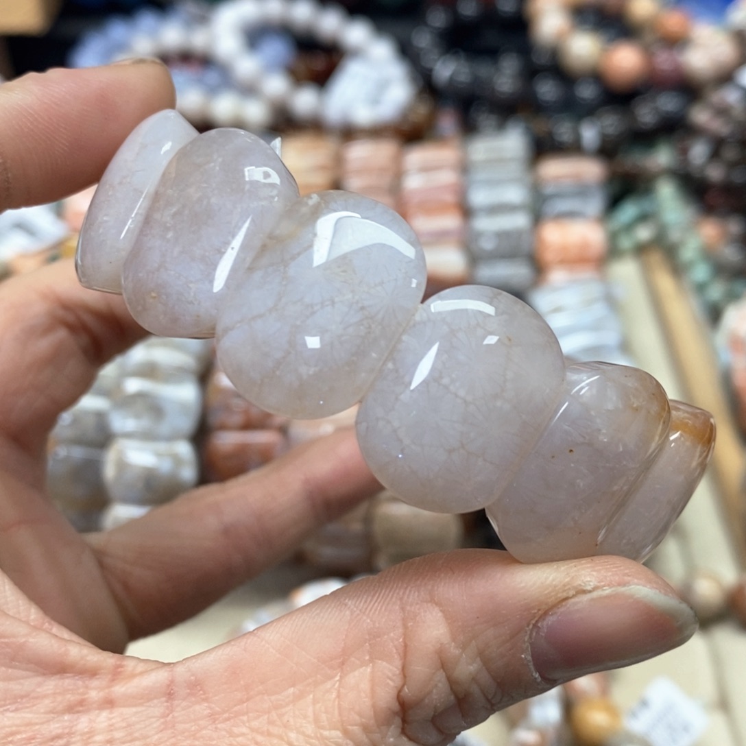 硅化珊瑚（珊瑚玉）手链未镶嵌我***肉283