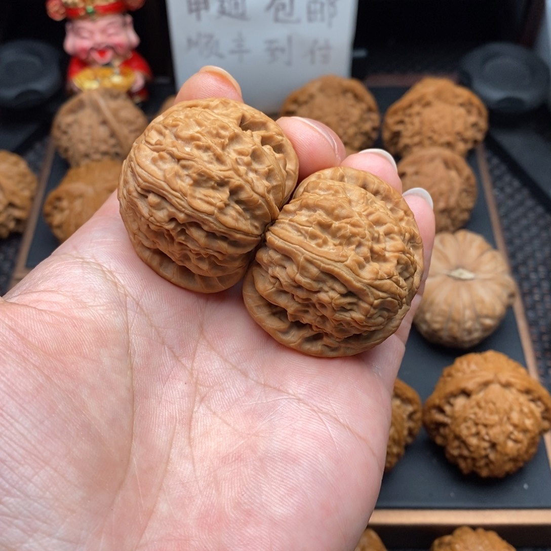 把件文玩核桃全品白狮子41尺