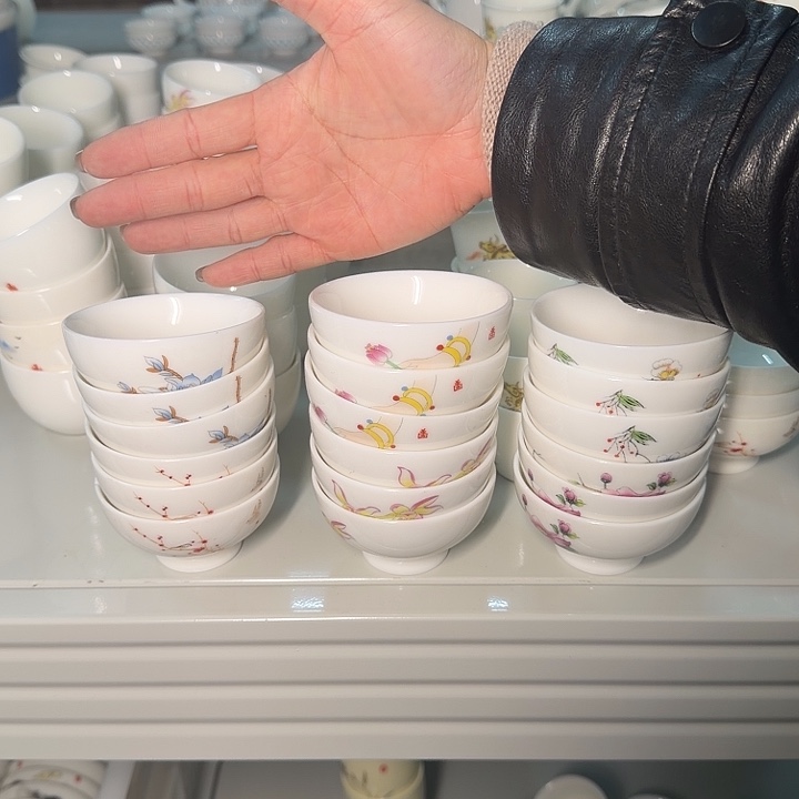 小***］孤品高端羊脂玉茶杯系列18个中号高脚杯60c带盒子发货