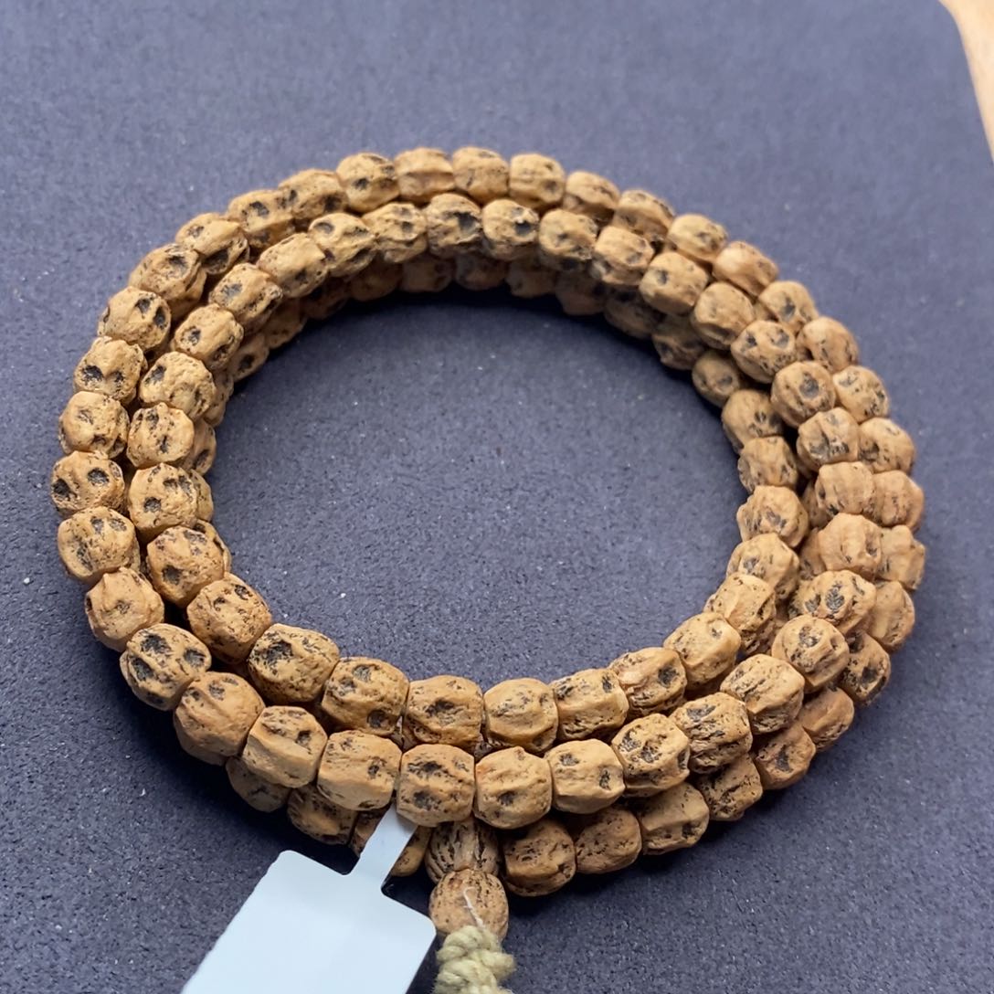 柏香籽/百香籽吊坠阿*雷