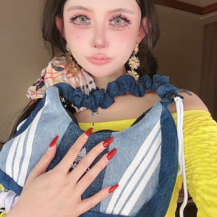 【闪购商品】羊羔毛大****?