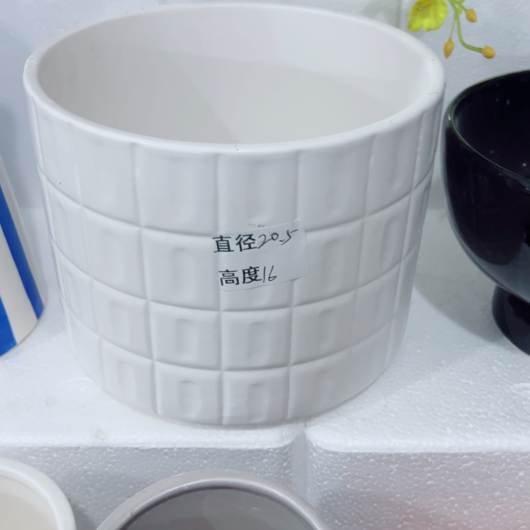 有孔，陶瓷花盆满10米包邮发货