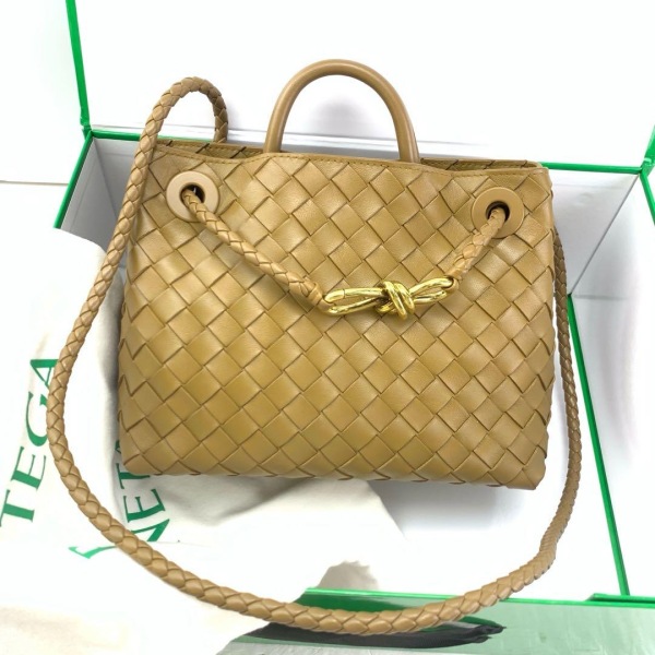 99新/葆蝶家/包包/250918LL0005