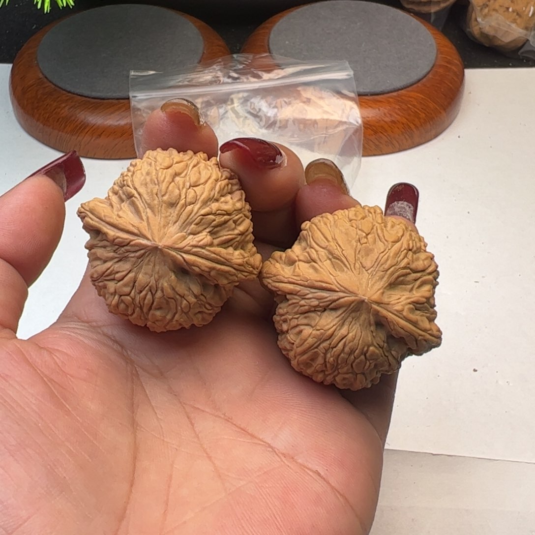 文玩核桃吊坠18号38泥鳅背全