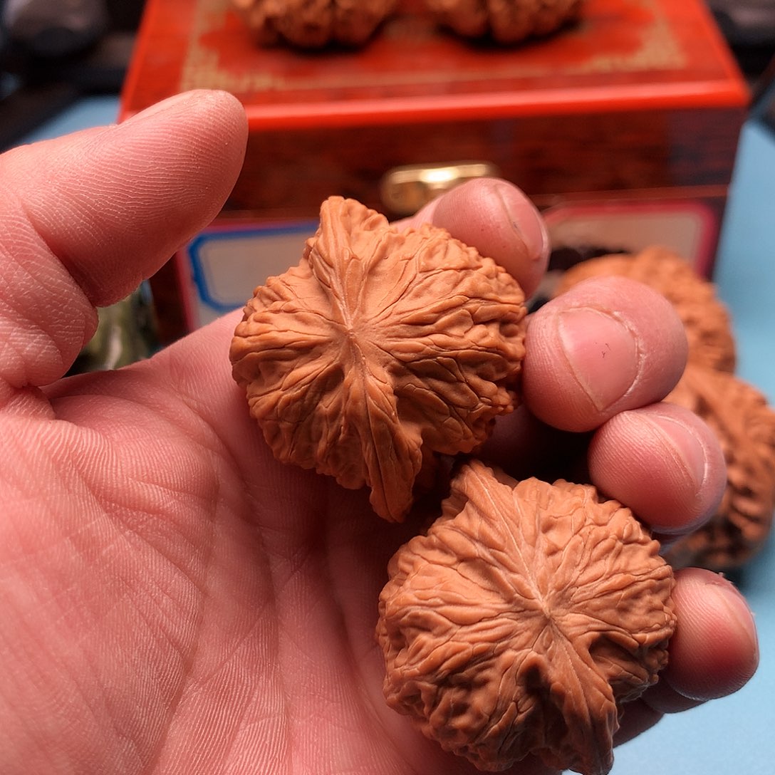 文玩核桃吊坠磨盘