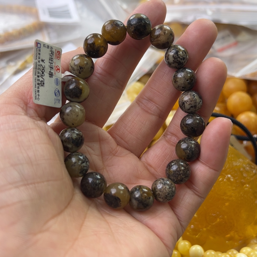 琥珀珠宝奇石未镶嵌