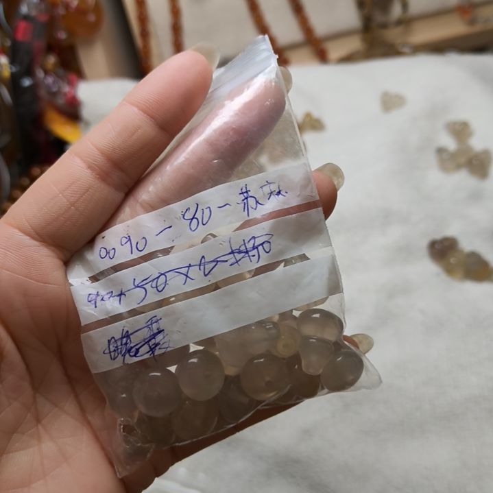 苏***2玛瑙/玉髓未镶嵌颈饰0090