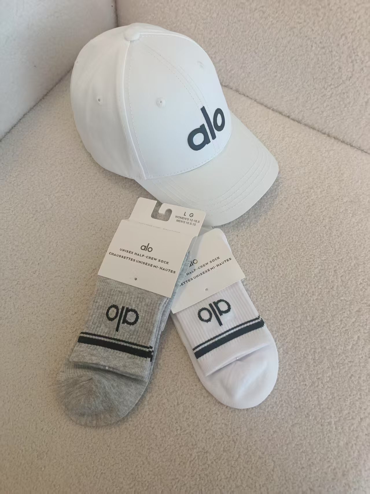 25年新款时尚运动袜子男女同款潮流时尚百搭纯棉春夏袜子