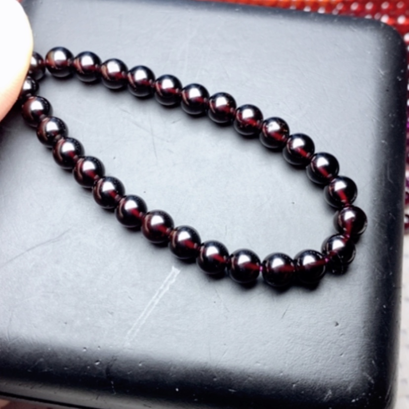 【闪购商品】石榴石手链未镶嵌6酒红色9a