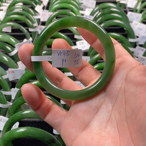 和田玉（碧玉）手镯未镶嵌