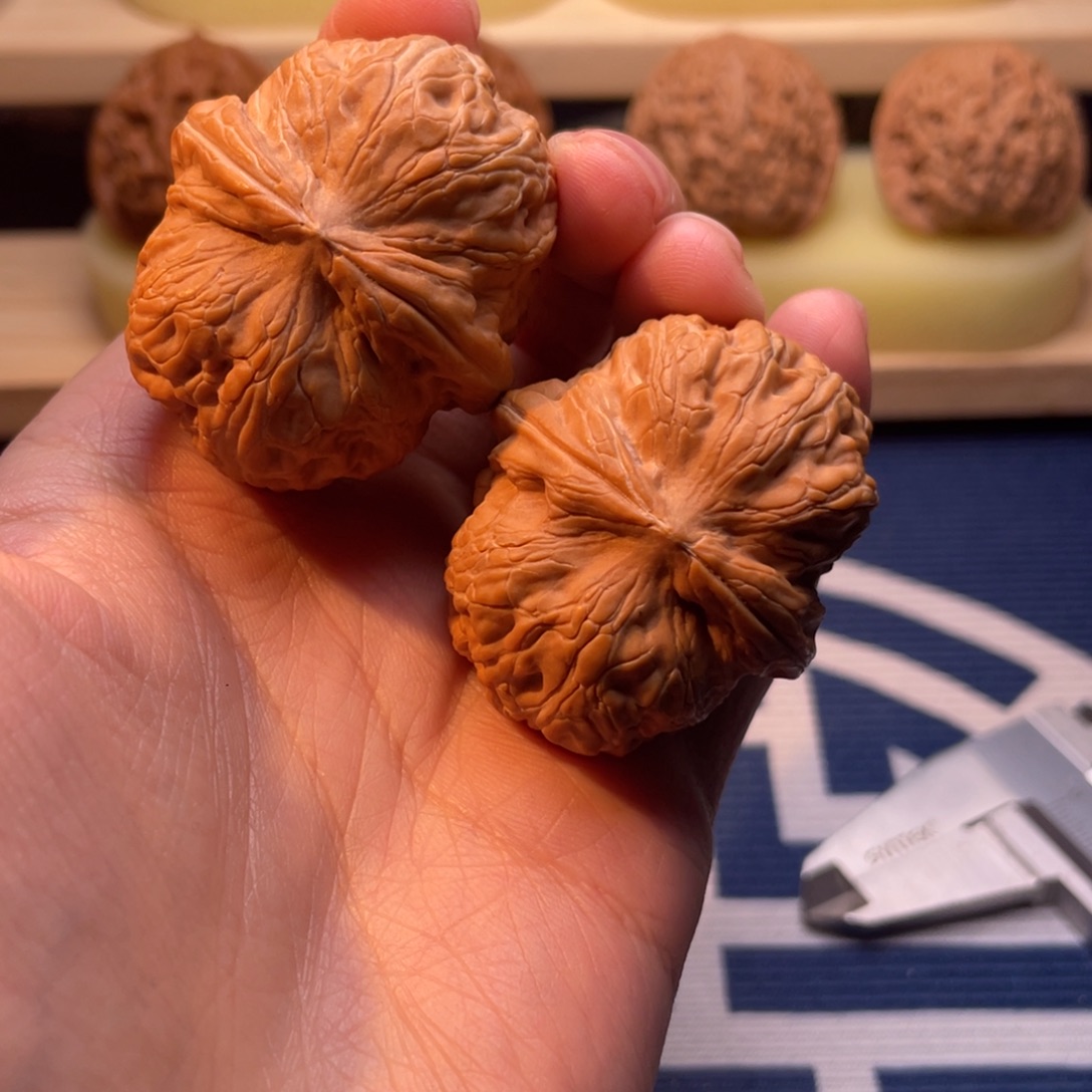 文玩核桃元宝43尺