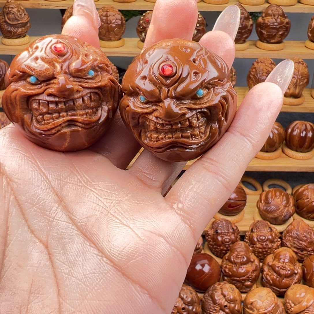 L***.橄榄核手串/手链蓝眼睛