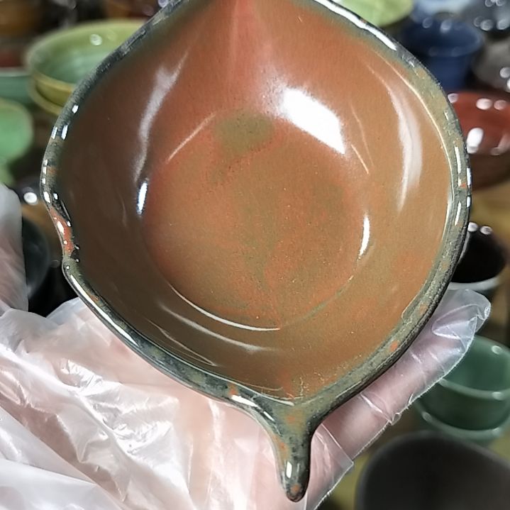 盘瓷片陶瓷杯盘壶碗都有