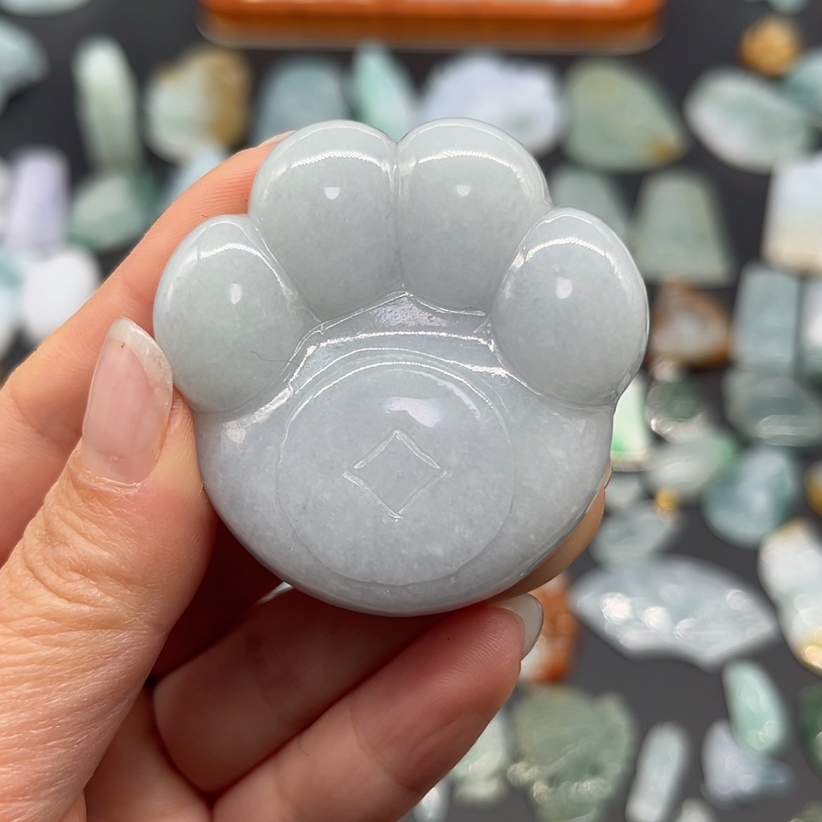 【闪购商品】翡翠颈饰未镶嵌猫爪